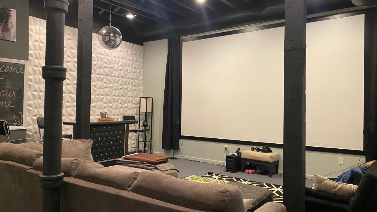 160Inch Home Movie Theater- Great For Movie Night! Омаха Екстер'єр фото